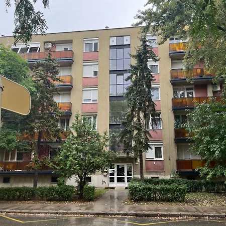 Koala Apartment *